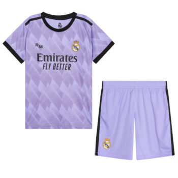 Real Madrid uit tenue - totaal