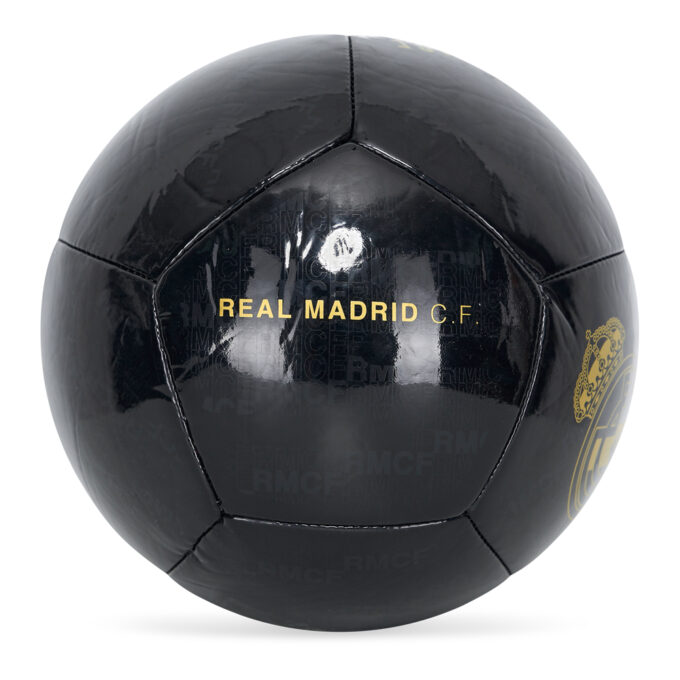real-madrid-big-logo-voetbal (2)