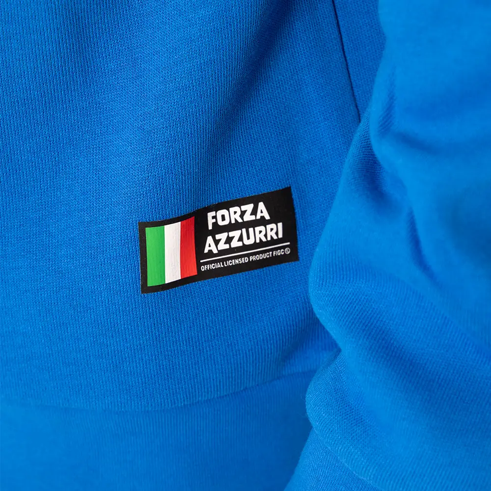 Italie sweater model 4