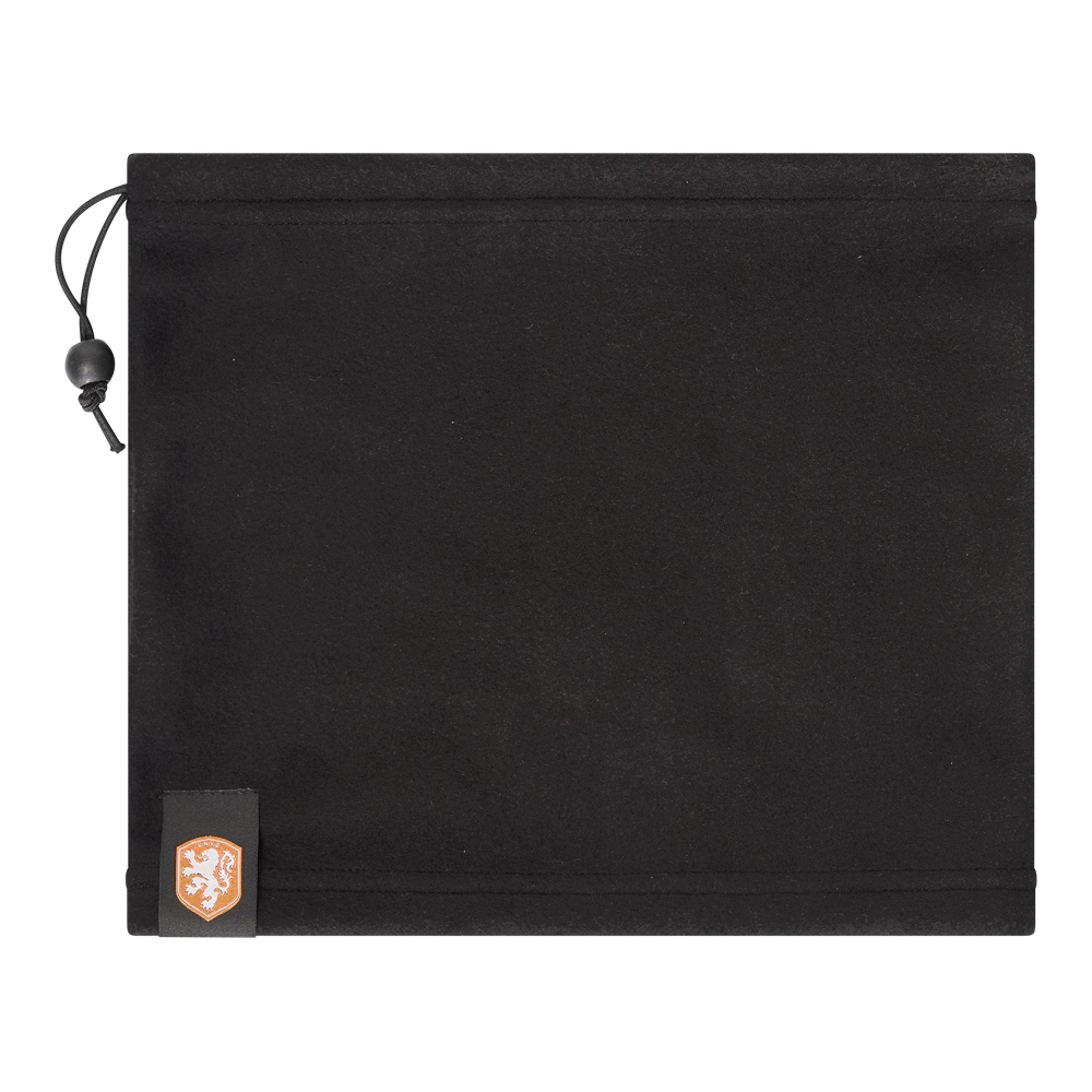 Nederlands elftal nekwarmer achter