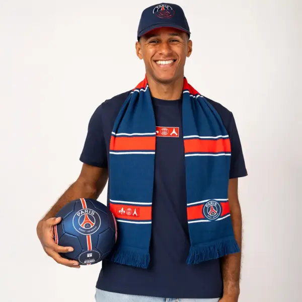 psg-matte-logo-stripe-voetbal